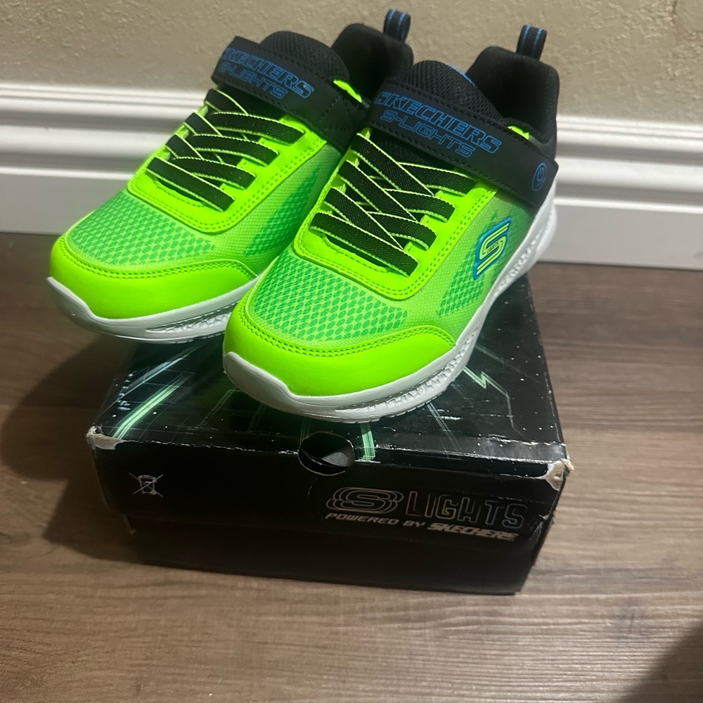 Skechers Kids' Neon Green Light-Up Sneakers